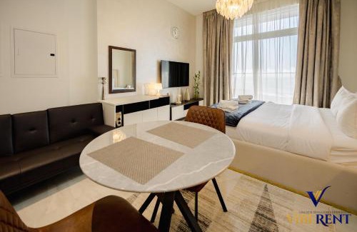 Al Barsha Apartment | Stylish and Cozy Studio Apartment