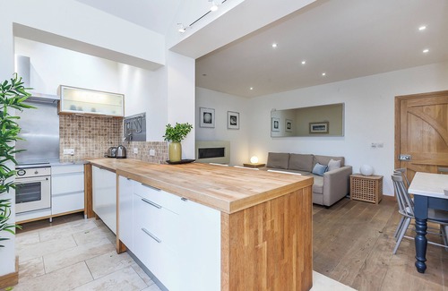 Eltham Cottage | Stylish and Spacious London cottage (Greenwich)