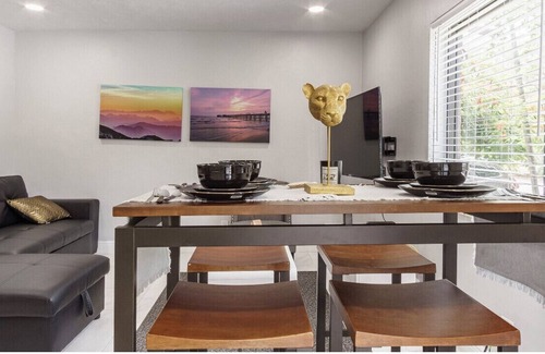 Flagler Village Apartment | #Stylish Apartment Downtown Fort Lauderdale Ideal for Long Stays!