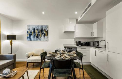 Campden Apartment | Stylish Apartment Close to Hyde Park