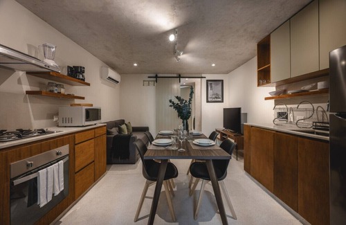 Centro Apartment | Stylish apartment w private Balcony and Pool access