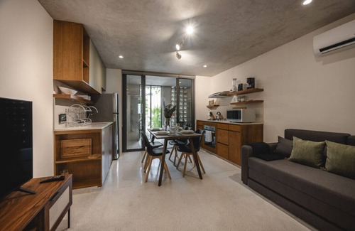 Centro Apartment | Stylish apartment w private Balcony and Pool access
