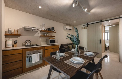 Centro Apartment | Stylish apartment w private Balcony and Pool access