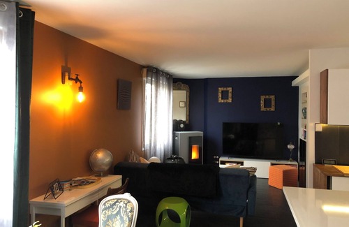 Bayonne Apartment | Stylish apartment with terrace 50 m from the arena
