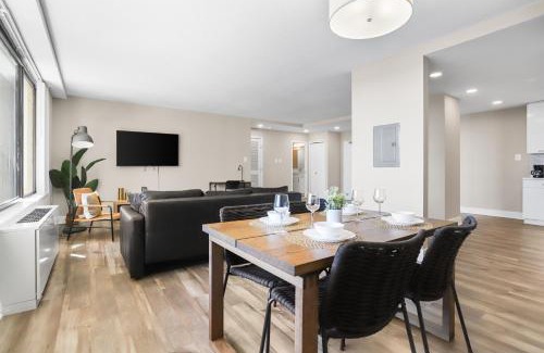Crystal City Apartment | Stylish Apt in Crystal City