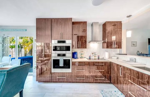 Deerfield Beach House | Stylish Beach Home Near Boca with Pool, Golf Cart, Bikes