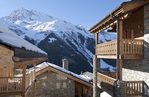 Sainte-Foy-Tarentaise Apartment | Stylish Chalet in Sainte-Foy with Spa Access