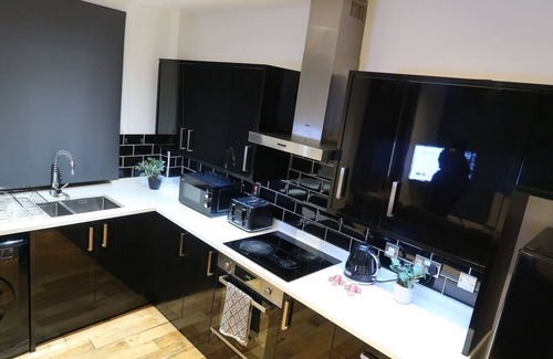 Chelmsford Apartment | Stylish City-Centre Stay