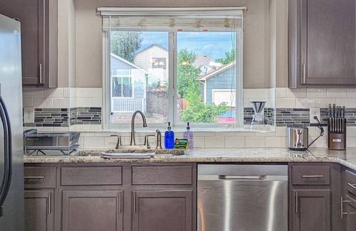 Security-Widefield House | ✭Stylish✭Clean✭ 4 Bed 🏘 [Perfect for Families]