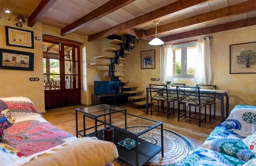 Sineu Ski Chalet | Stylish country house in the center of the island