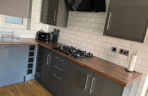 Hull Old Town Apartment | Stylish Cozy Central Apartment WIFI H3
