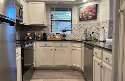 Tucson Condo | Stylish Desert Retreat - Sonoran Oasis Getaway