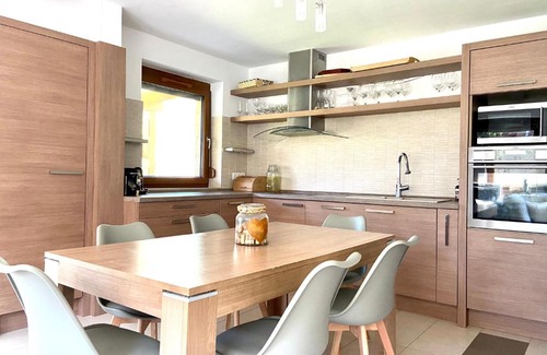 Fonyod House | Stylish family holiday close to the beach