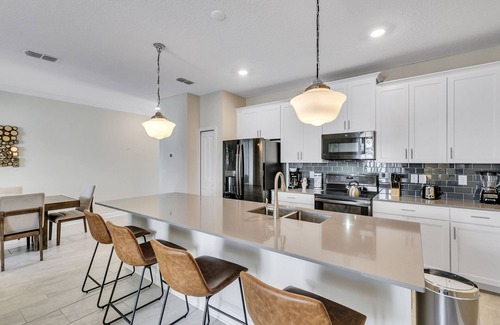 Kissimmee House | Stylish Family Home | Private Pool | 111