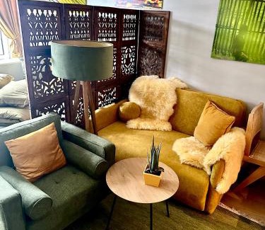 Alesund Apartment | Stylish free parking Studio central with balcony