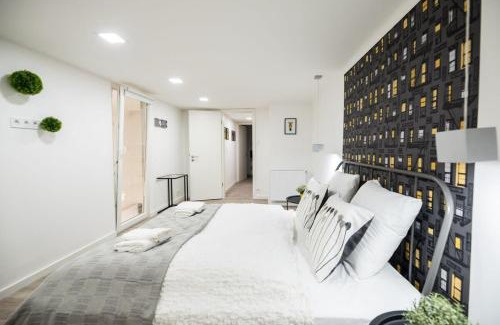 Orszagut Apartment | Stylish fully fitted apt close to the Danube