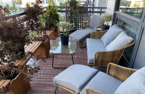Innisfil Condo | Stylish getaway condo, resort living