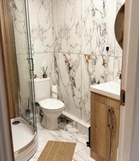 Finglas North Apartment | Stylish Guest home