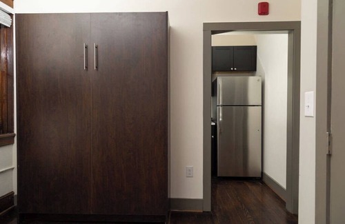 Roanoke Apartment | Stylish historic loft near downtown