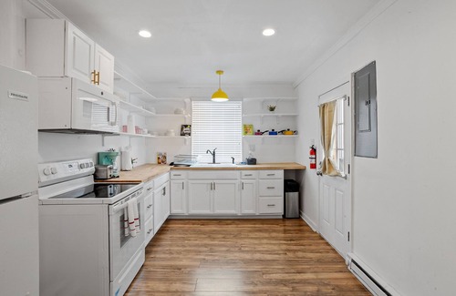 Atlantic City House | Stylish Home near Boardwalk + Ocean + Hard Rock