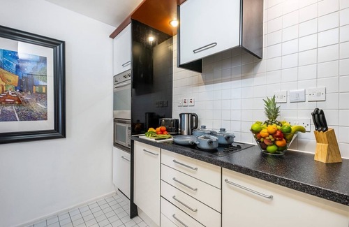 South Kensington Apartment | Stylish Kensington 2 Bedroom Holiday Apartment - Central Location