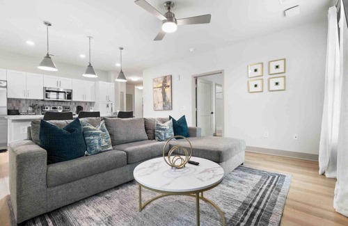 East Raleigh Apartment | Stylish Living 5 Min From Downtown