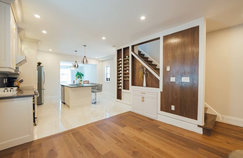 Brockton Village House | Stylish Luxe 3 BR Villa - Dufferin