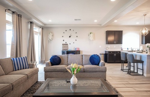 Enterprise House | Stylish LV Stay – Close to Strip & Airport