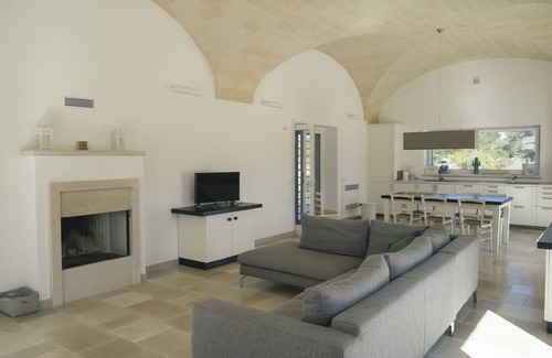 Ostuni Villa | Stylish modern villa with pool, set in 1.5 acres of woodland and olive groves