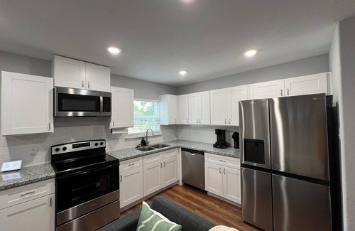 Northeast Houston House | Stylish & Modern HTX Vacation Home