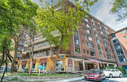 Downtown Montreal Apartment | Stylish Montreal Apartment: Comfortable Stay in the Golden Square Mile