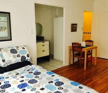 Downtown Montreal Apartment | Stylish Montreal Apartment: Comfortable Stay in the Golden Square Mile
