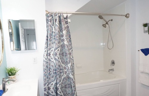 Venetian Bay Villages House | ✨Stylish Newly Renovated Townhome Close to Theme Parks and much more✨