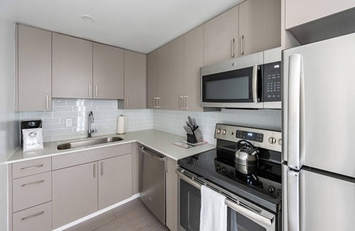 Back Bay Apartment | Stylish One Bedroom Apartment in Back Bay