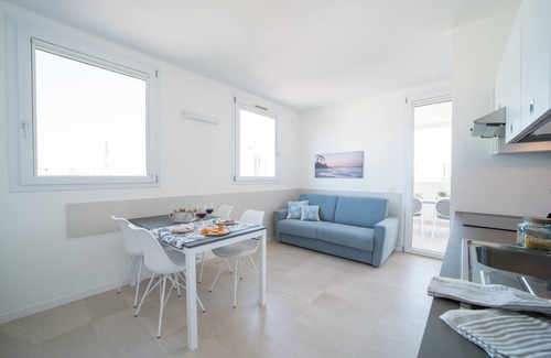 Lignano Sabbiadoro Apartment | Stylish Residence Torre Bianca 2 Bedroom sleeps 6
