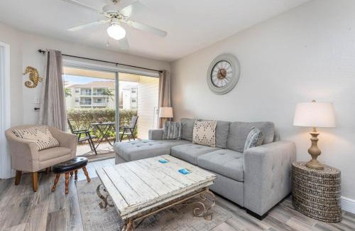 Ocean Side Village Apartment | Stylish Retreat - Coastal1
