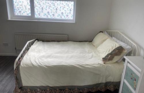 Stratford-upon-Avon Apartment | stylish Romantic getaway apartment