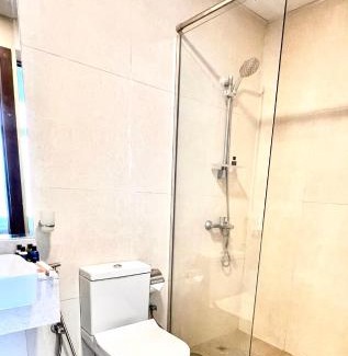 Jadaf Apartment | Stylish & Roomy 1BR in the Heart of the City