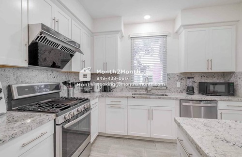 Milpitas House | Stylish Sanctuary on Riesling Avenue #42285