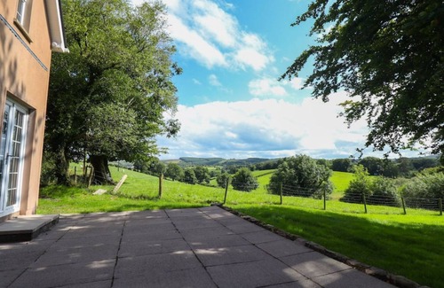 Omagh House | Stylish secluded cottage with beautiful views