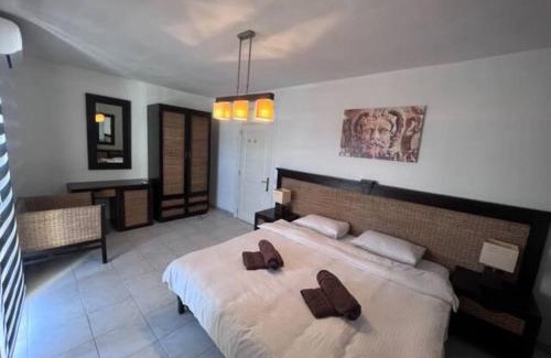 Tower Road Apartment | Stylish Sliema Apt with Stunning Sea Views