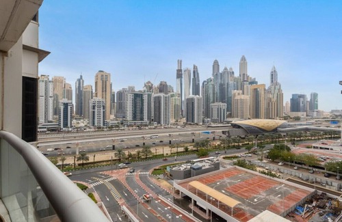 Jumeirah Lake Towers Apartment | Stylish Studio in Prime Location