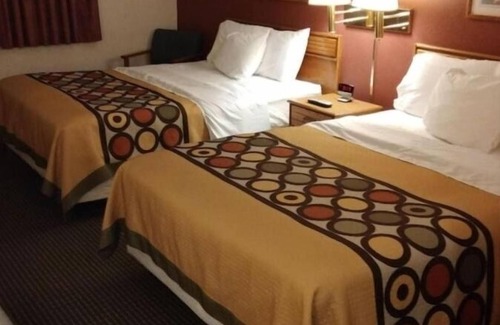 Wautoma Hotel | Stylish Stay by Airport & Nordic Trails with Free Parking
