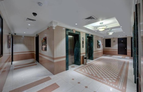 Sheikh Zayed Road House | Stylish Stay in Central Dubai