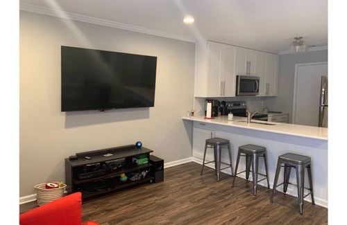 Auburn Condo | Stylish Stay Near AU Stadium and Downtown!