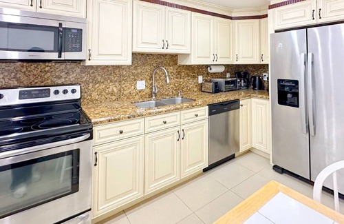 Hollywood South Central Beach Condo | Stylish Stay Sea Glimpse