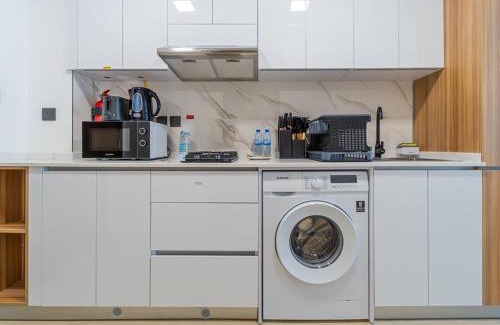 Jumeirah Village Apartment | Stylish Stay with Top Amenities in JVC Luxe Haven