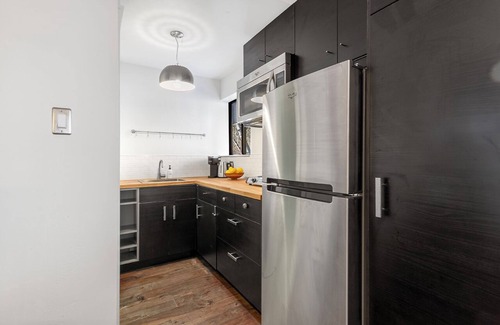 Telluride Condo | Stylish Studio Retreat with Hot Tub Access