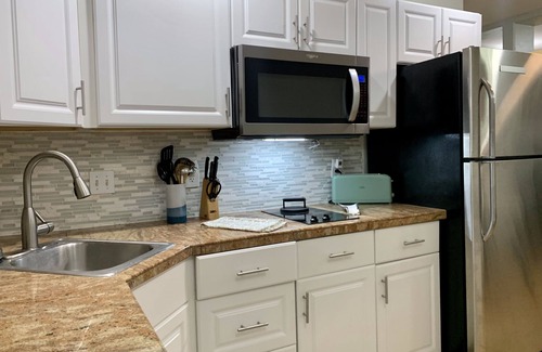 Colorado Springs Apartment | Stylish Studio in Old Colorado City-Shops and Dining Only Steps Away!