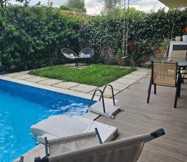 Tirana Villa | Stylish two bedroom house with private pool
